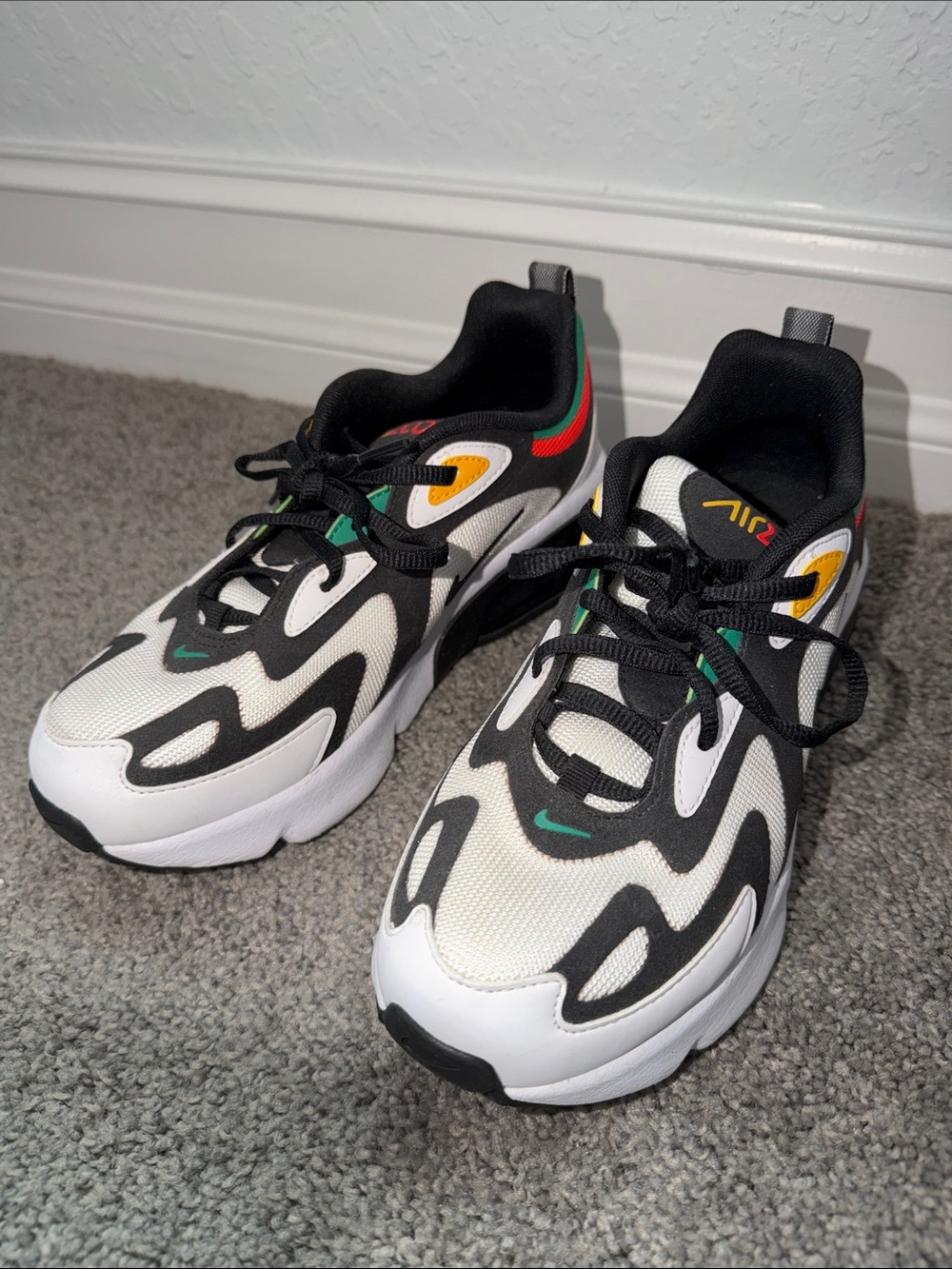 Nike Women's White Black Multicolor Air Runner Sneakers